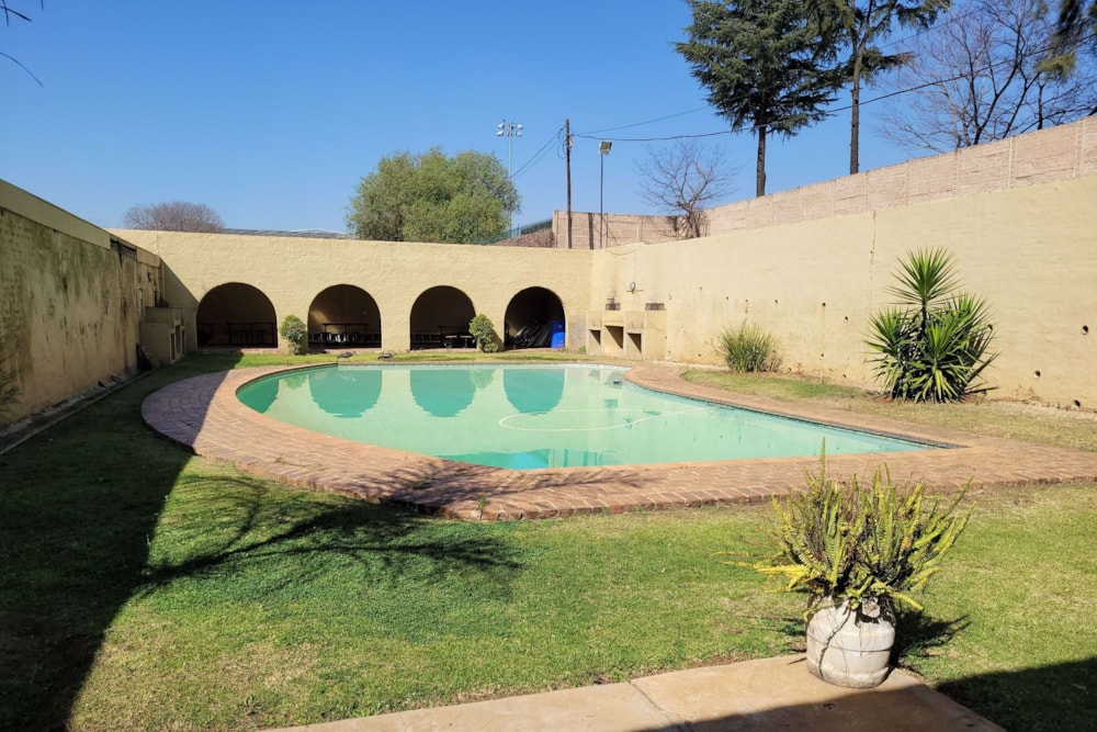 Studio apartment for sale in Blackheath, Randburg - RAN1732450