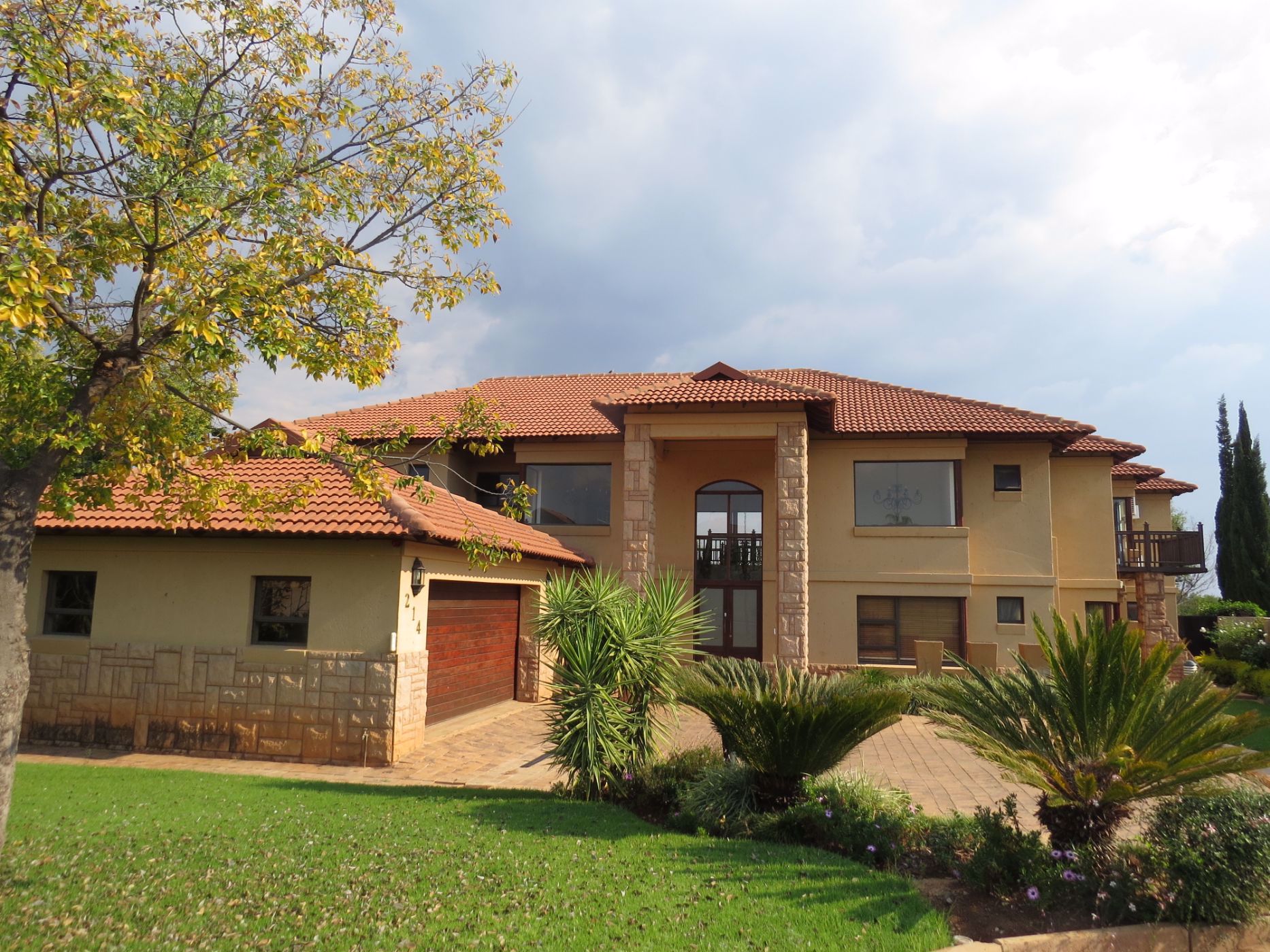 Security estate home sold in Birdwood - 1HR1579200