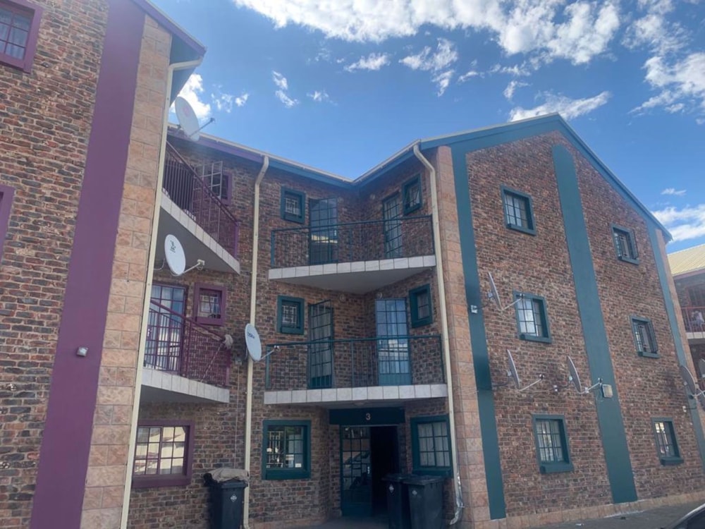 Bachelor apartment let in Willows - 1BX1721018 Bachelor apartment let in Willows - 1BX1721018