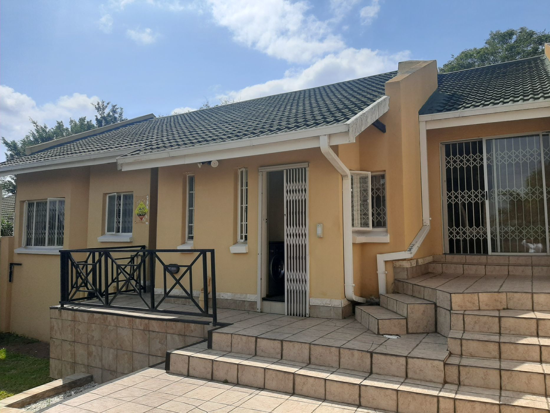 House to rent in West Acres - View 2