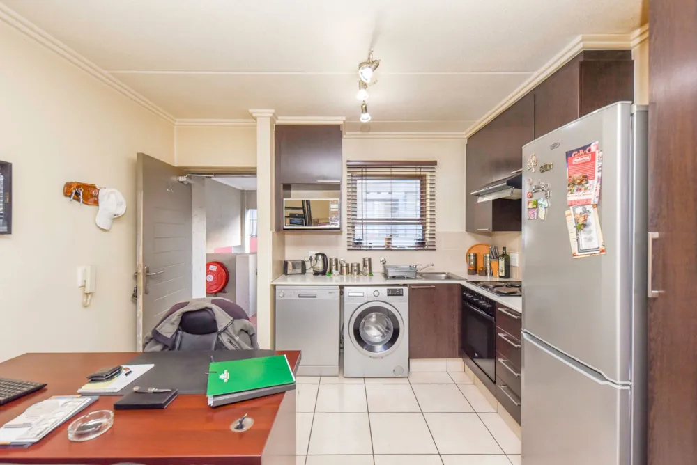 Apartment sold in Lonehill - FW1700382 Apartment sold in Lonehill - FW1700382