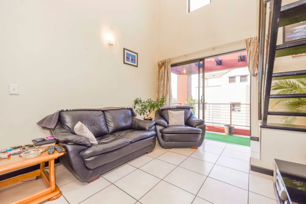 Apartment sold in Lonehill - FW1700382 Apartment sold in Lonehill - FW1700382