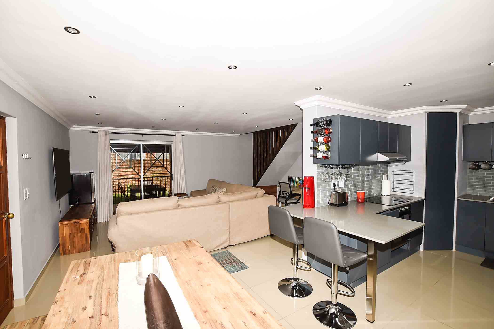 Townhouse for sale in Sundowner - RAN1692490