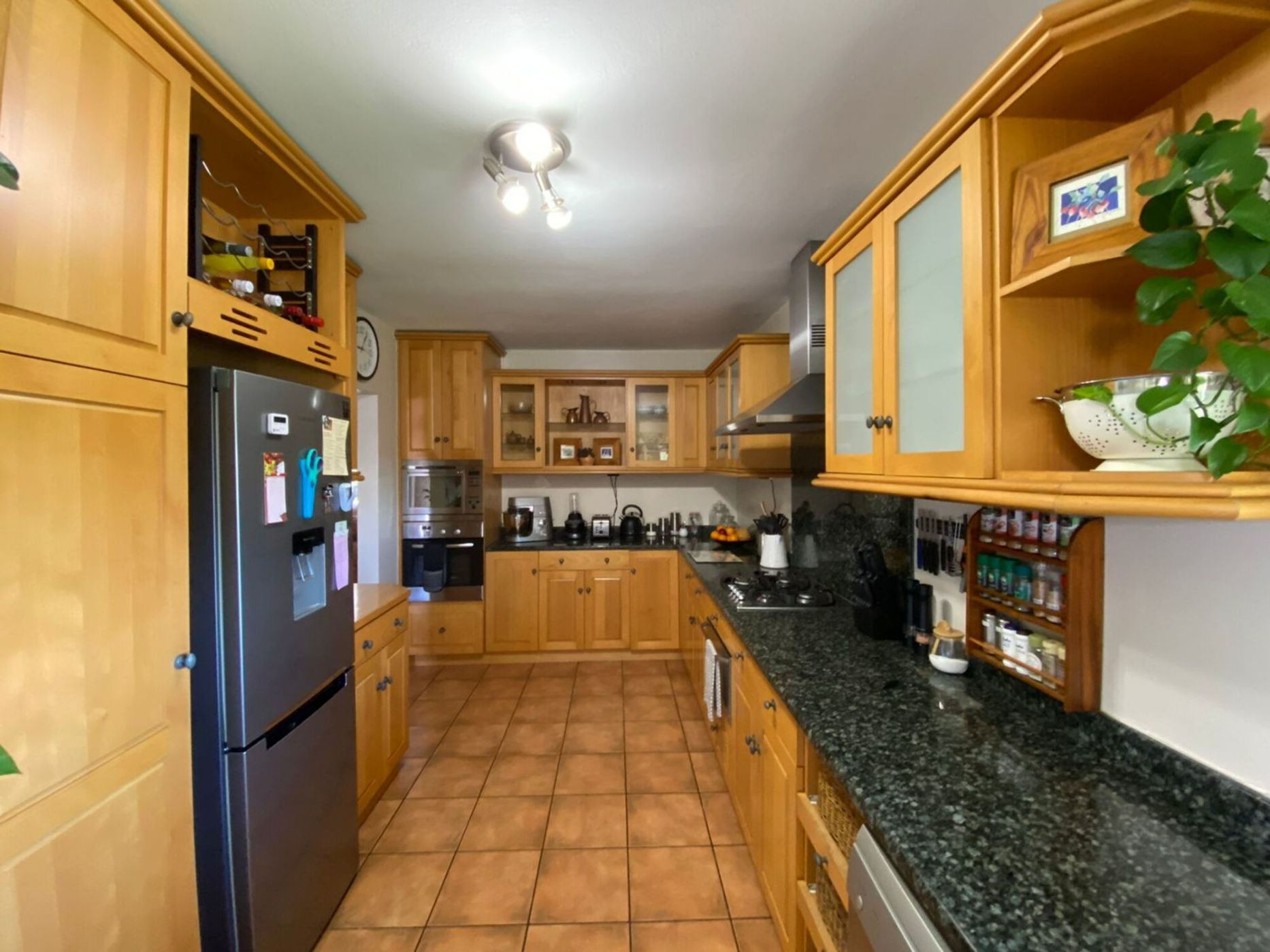 Townhouse let in Wembley - 1PM1685997