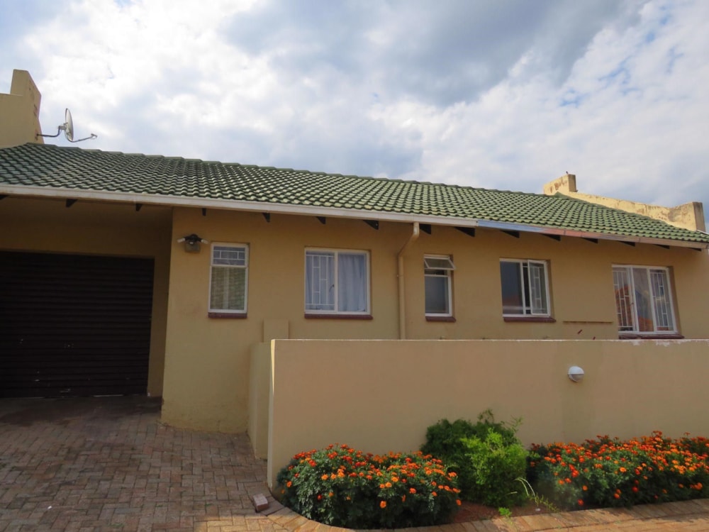 Townhouse sold in Grobler Park - RDT1645091 Townhouse sold in Grobler Park - RDT1645091