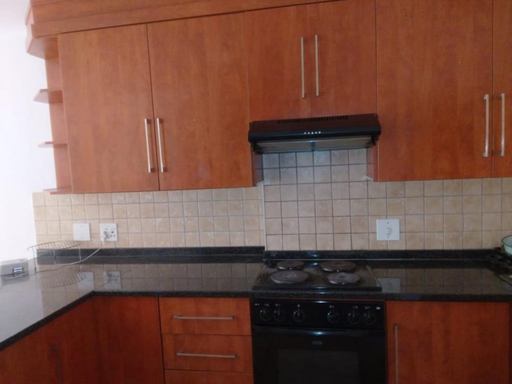 Townhouse for sale in Bendor Park - 1PS1680227 Townhouse for sale in Bendor Park - 1PS1680227