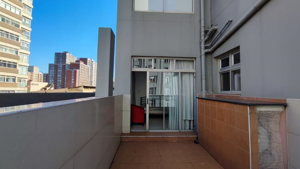 Apartment for sale in North Beach Durban - 1DA1549452 Apartment for sale in North Beach Durban - 1DA1549452