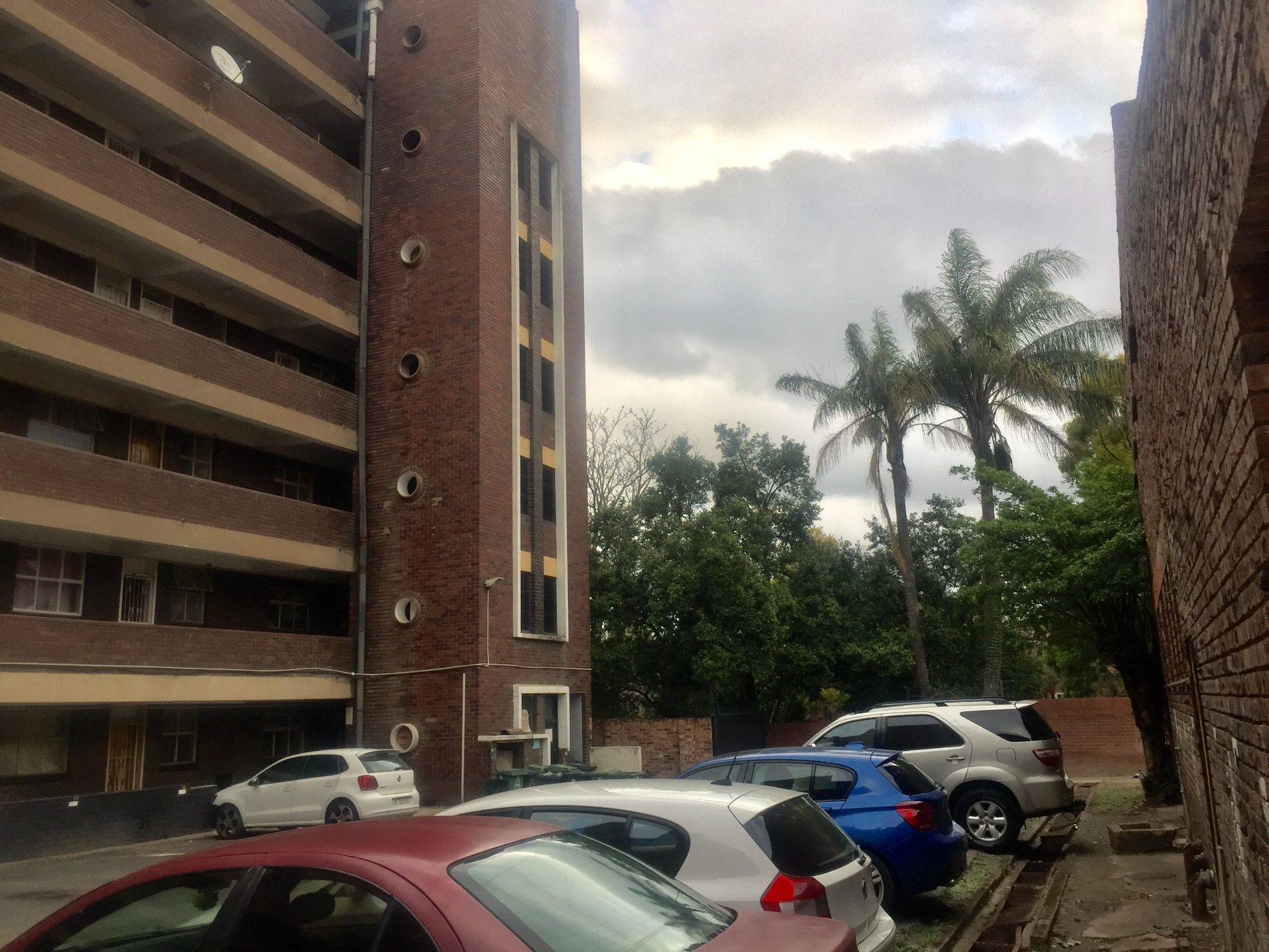 Bachelor apartment for sale in Pietermaritzburg Central - 1PM1726312
