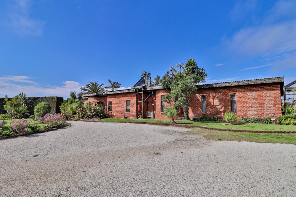 Bed & breakfast for sale in Uitenhage Rural (Kariega Rural)  - 1UI1586156