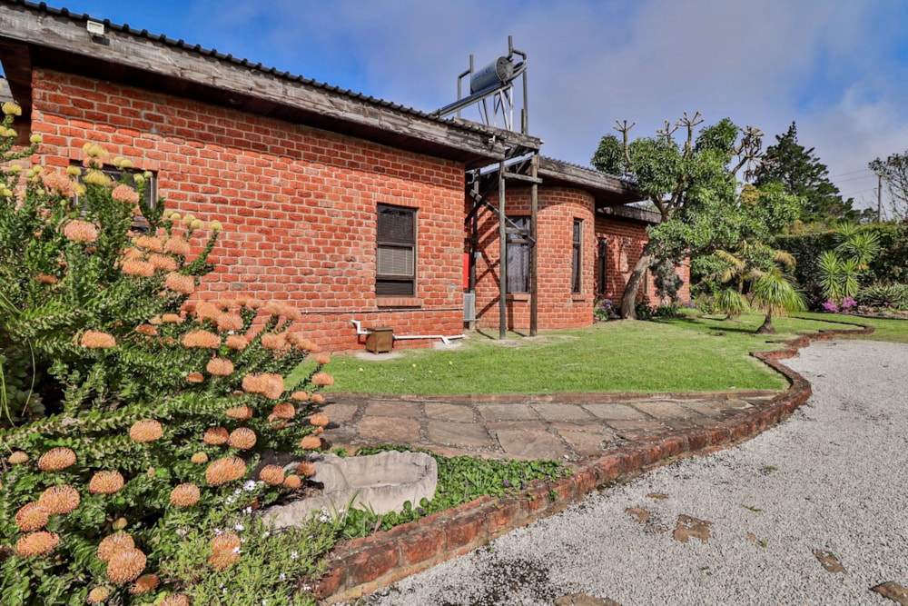 Bed & breakfast for sale in Uitenhage Rural (Kariega Rural)  - 1UI1586156