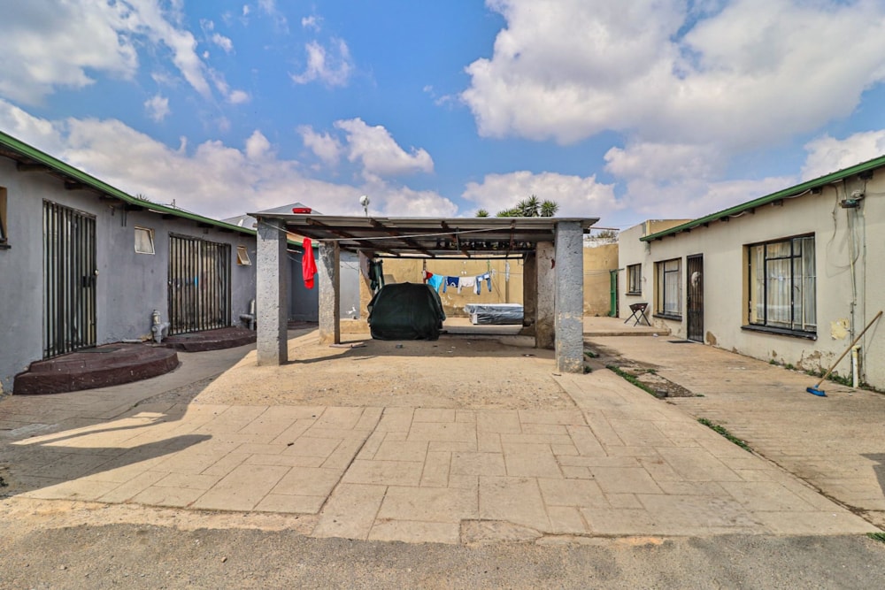 Single-storey cluster for sale in Regents Park - 1GV1584975 Single-storey cluster for sale in Regents Park - 1GV1584975