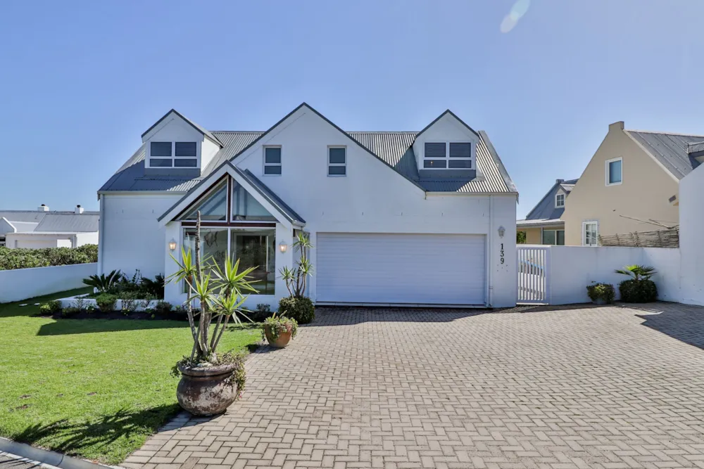 House to rent in Grotto Bay, West Coast - LBL1743136 House to rent in Grotto Bay, West Coast - LBL1743136
