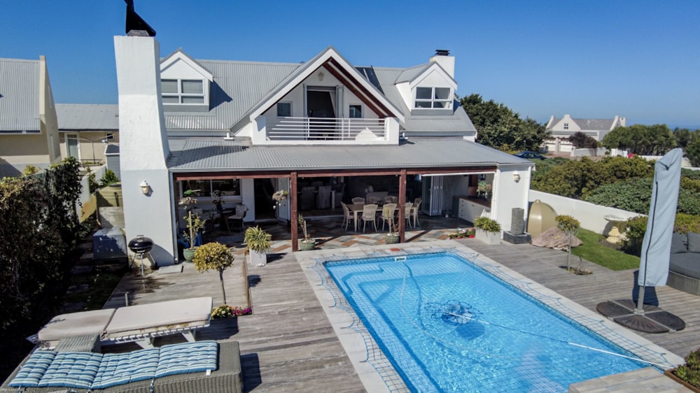 House to rent in Grotto Bay, West Coast - LBL1743136 House to rent in Grotto Bay, West Coast - LBL1743136