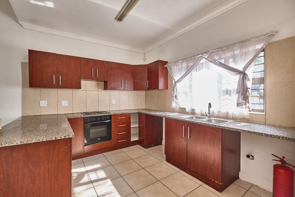 Double-storey apartment to rent in Doonside - 1WB1723687 Double-storey apartment to rent in Doonside - 1WB1723687