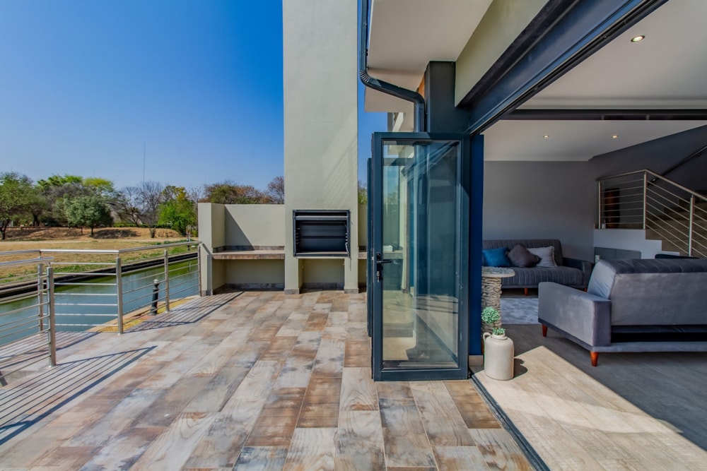 Double-storey house for sale in The Islands Estate - 1HR1585226 Double-storey house for sale in The Islands Estate - 1HR1585226