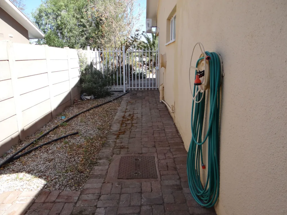 House for sale in Hospital Hill, Beaufort West - 1KK1754772 House for sale in Hospital Hill, Beaufort West - 1KK1754772