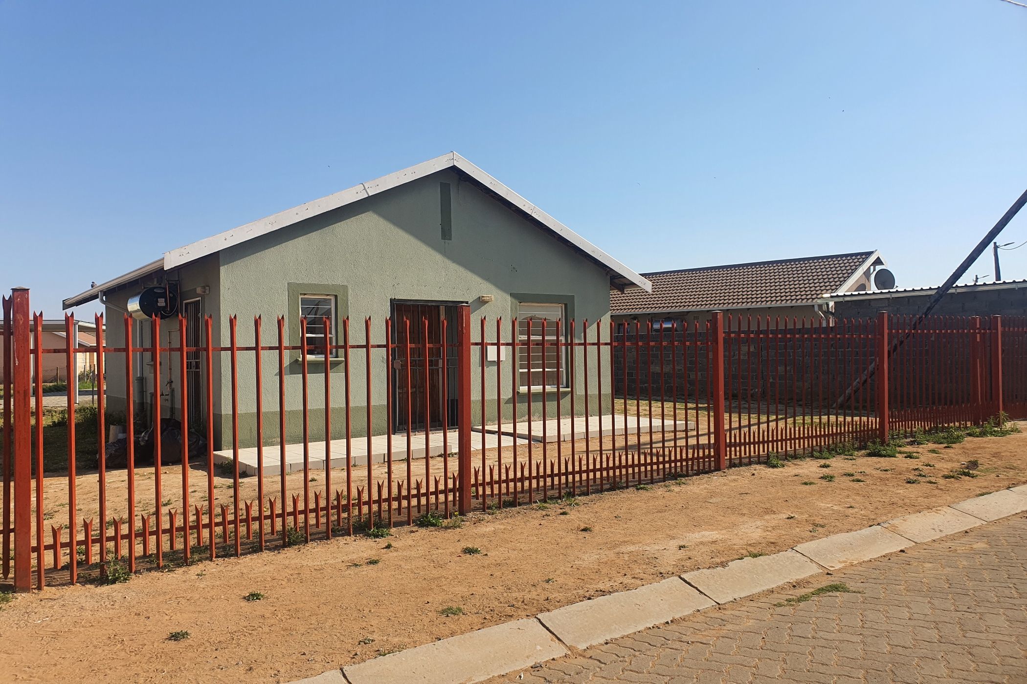 House to rent in Roodepan - 1KJ1738083