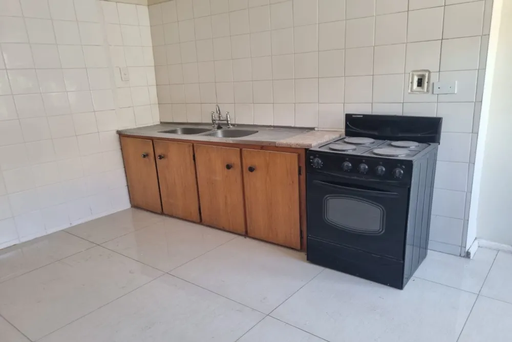 House to rent in Sunnyside, Grahamstown, Makhanda - 1GC1750174 House to rent in Sunnyside, Grahamstown, Makhanda - 1GC1750174