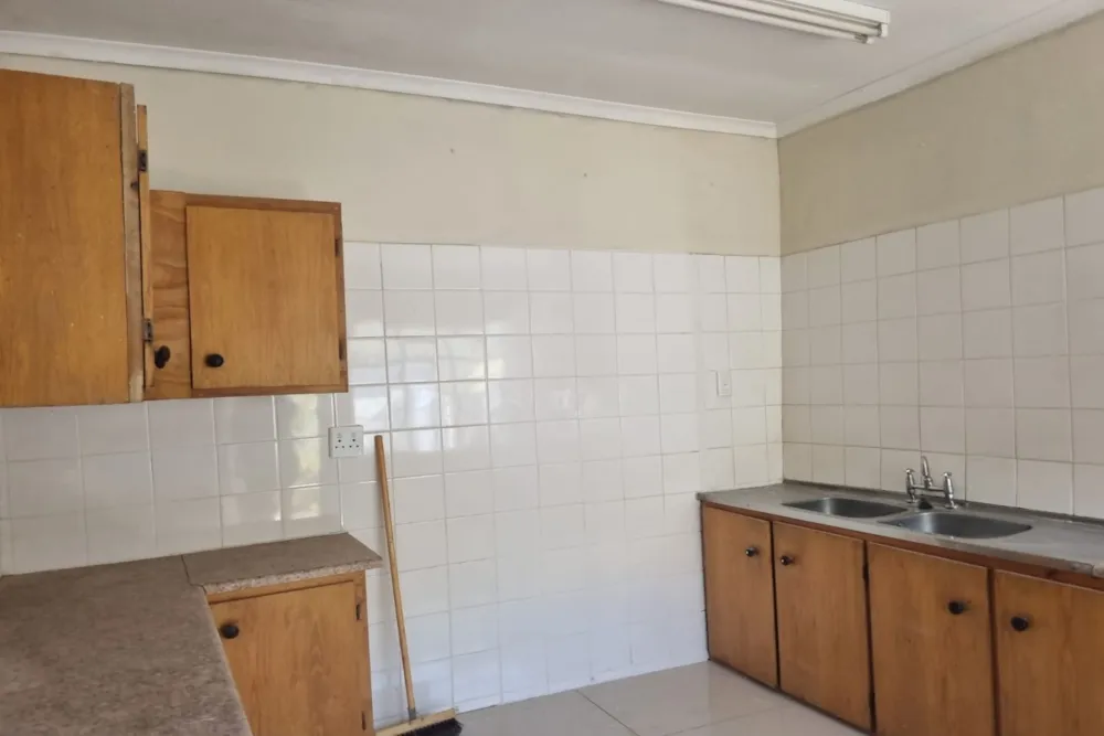 House to rent in Sunnyside, Grahamstown, Makhanda - 1GC1750174 House to rent in Sunnyside, Grahamstown, Makhanda - 1GC1750174