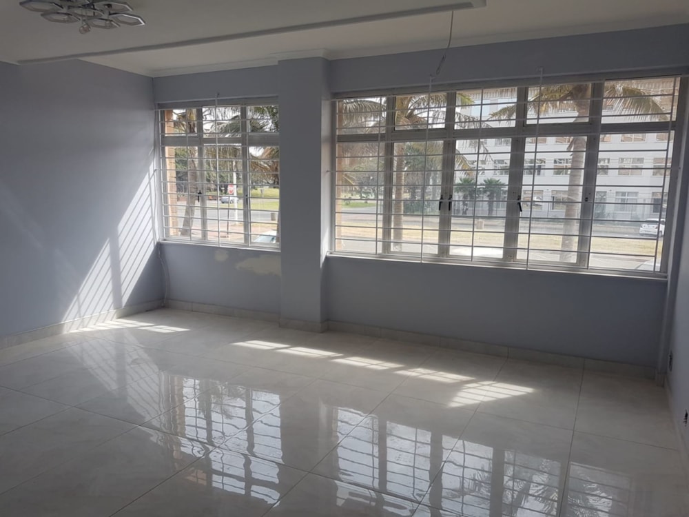 Apartment for sale in North Beach Durban - 1DA1586566 Apartment for sale in North Beach Durban - 1DA1586566