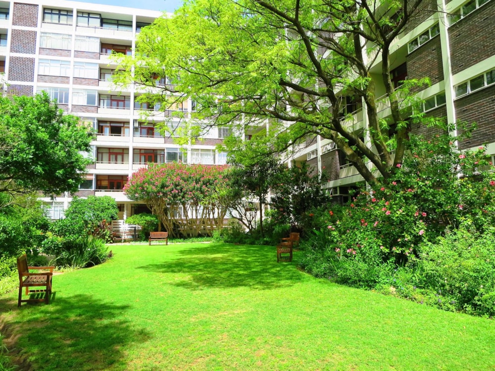 Bachelor apartment let in Gardens - CBL1689640 Bachelor apartment let in Gardens - CBL1689640