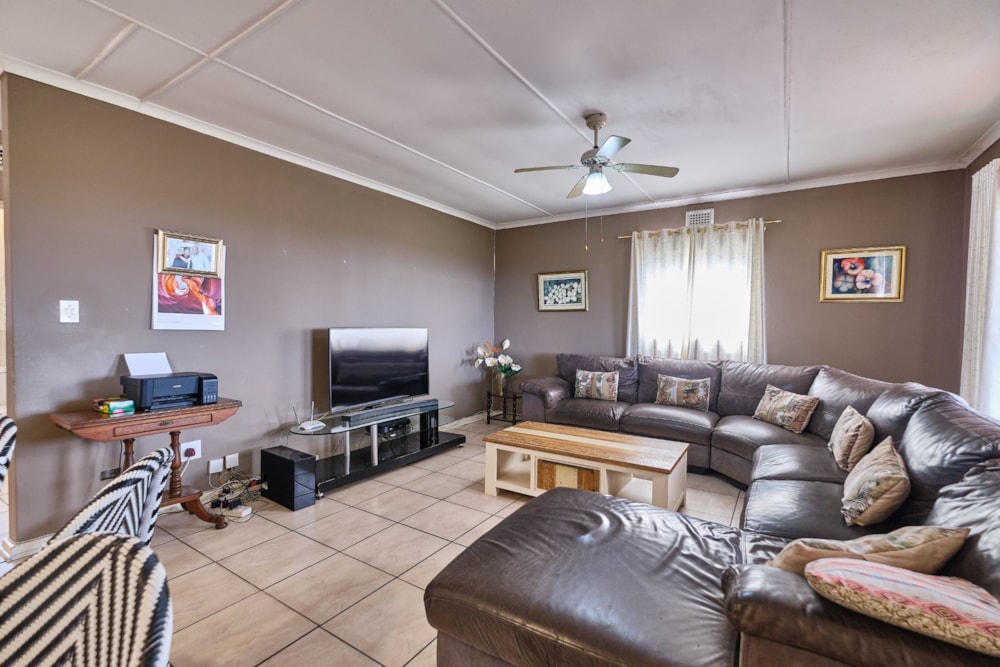 Townhouse for sale in Amanzimtoti - 1WB1719705 Townhouse for sale in Amanzimtoti - 1WB1719705