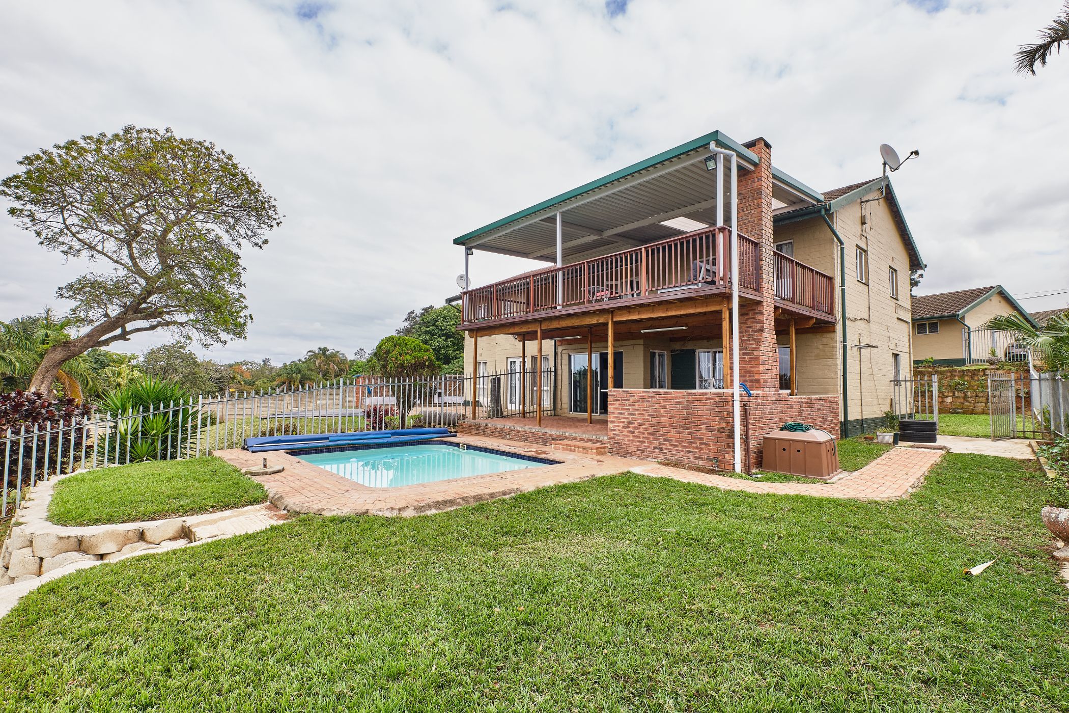 Townhouse for sale in Amanzimtoti - 1WB1719705