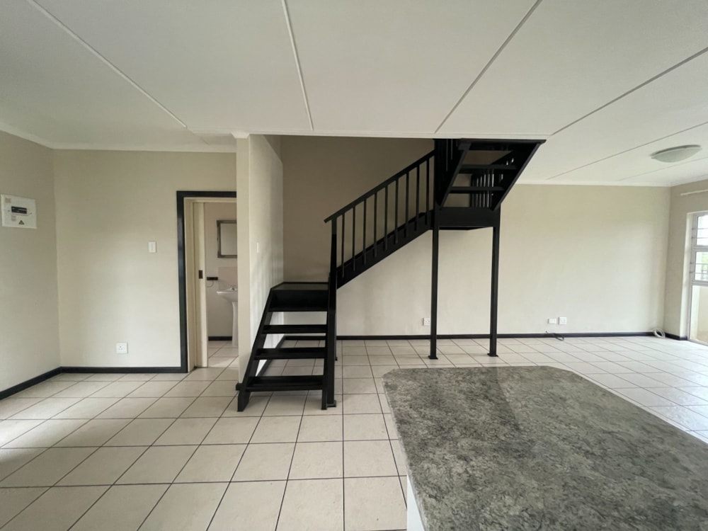 Security complex home for sale in Forest Downs - 1PF1718877 Security complex home for sale in Forest Downs - 1PF1718877