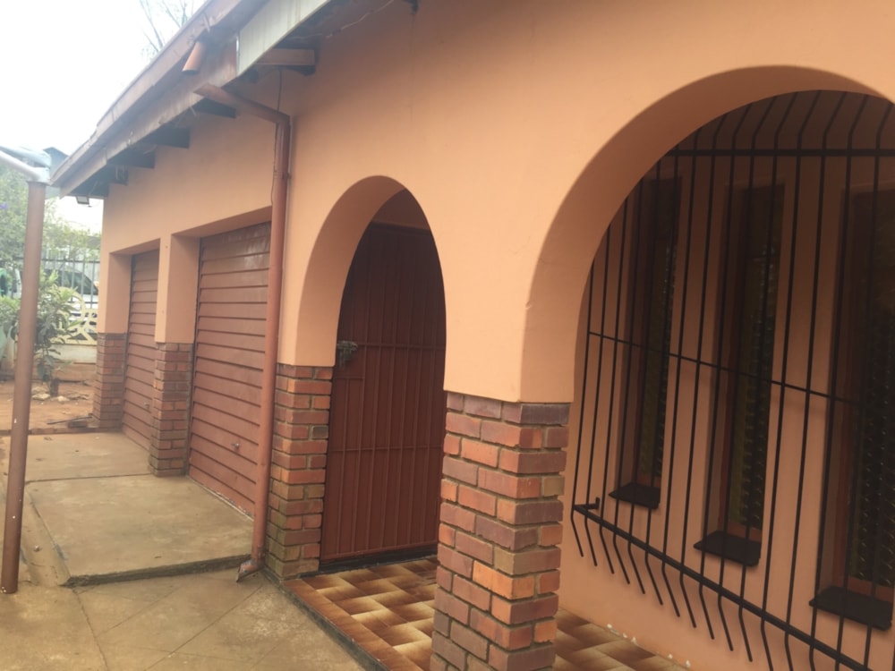 House for sale in Lydenburg (Mashishing) - 1LY1584063 House for sale in Lydenburg (Mashishing) - 1LY1584063