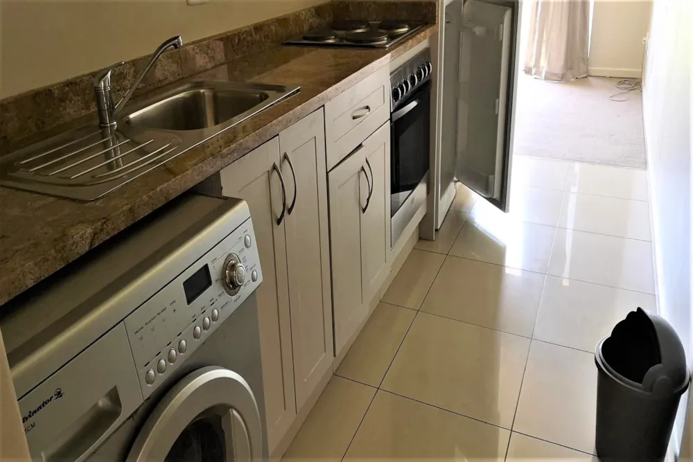 Bachelor apartment to rent in Grahamstown Central (Makhanda Central) - 1GC1748838 Bachelor apartment to rent in Grahamstown Central (Makhanda Central) - 1GC1748838