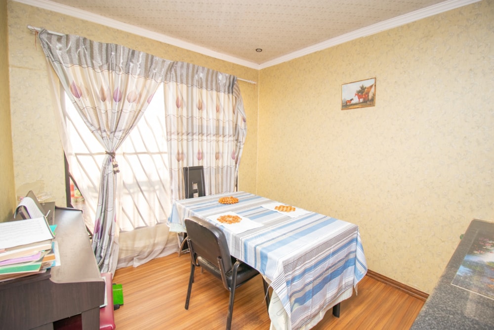 House for sale in Mandela View - 1BX1587123