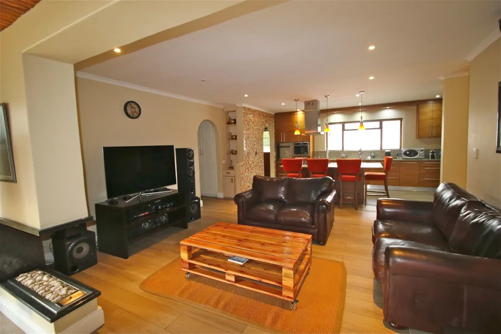 House let in Welgelegen, Parow - 1PLA1723736 House let in Welgelegen, Parow - 1PLA1723736
