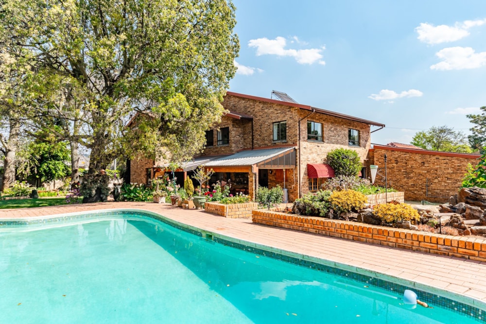 Double-storey house for sale in Highlands North - BED1701922