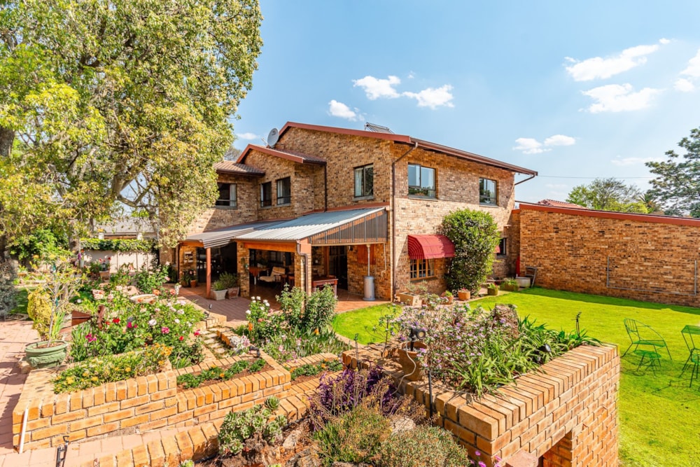 Double-storey house for sale in Highlands North - BED1701922