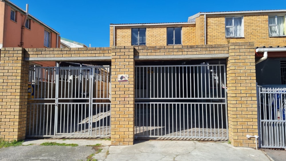 House to rent in Westridge, Mitchells Plain - 1MN1725342