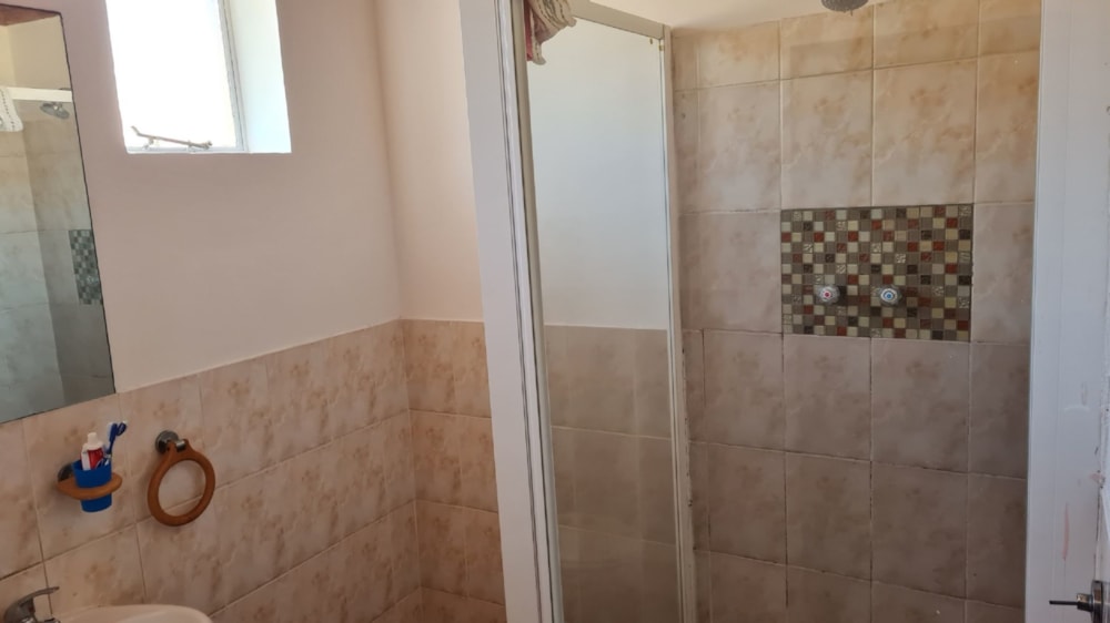 House to rent in Westridge, Mitchells Plain - 1MN1725342