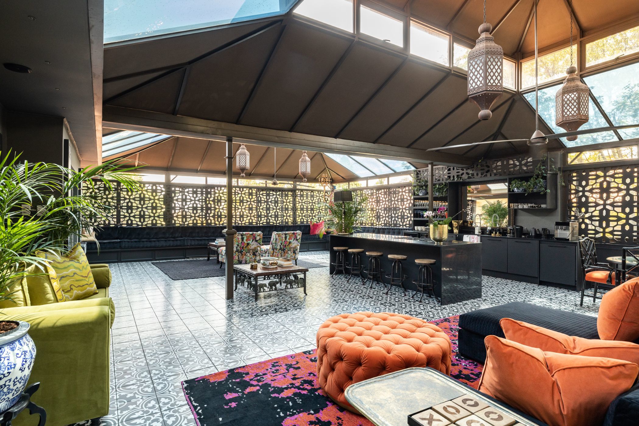 Apartment for sale in Brooklyn, Pretoria East - PT1588471