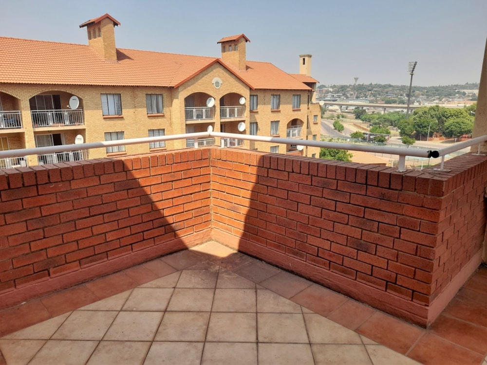 Penthouse apartment for sale in Die Hoewes - CN1588725