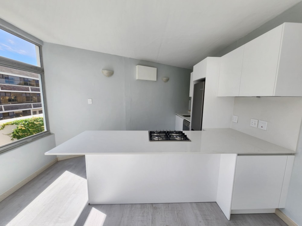 Apartment to rent in Rondebosch - RBL1752972 Apartment to rent in Rondebosch - RBL1752972