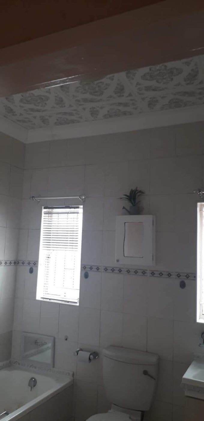 Townhouse for sale in Middelburg Central (Mpumalanga Central)  - 1MD1711254