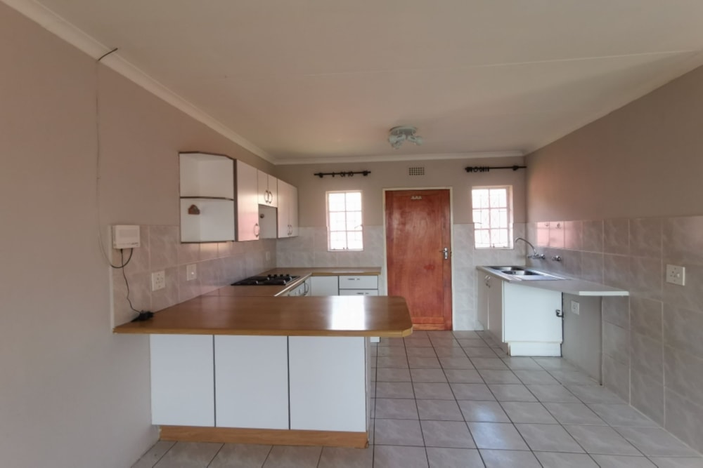 Security estate home let in Allensnek - RAL1677864 Security estate home let in Allensnek - RAL1677864