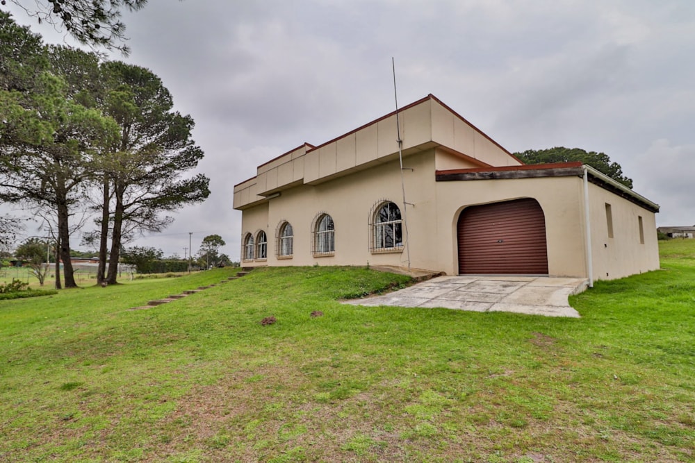 Smallholding for sale in Uitenhage Rural (Kariega Rural)  - 1UI1587931