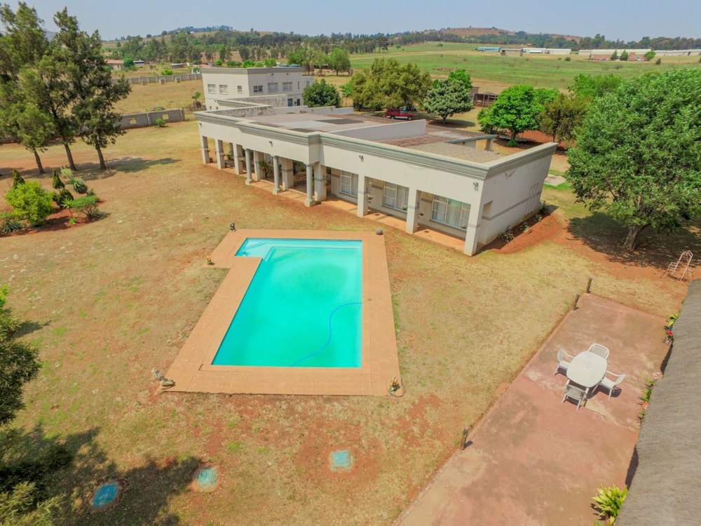 Smallholding for sale in Alewynspoort - 1AB1645201