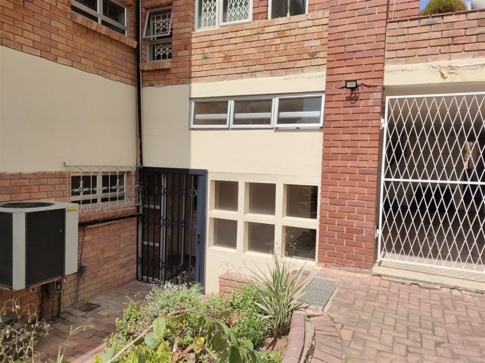 Cottage to rent in Westville - 1WP1728149