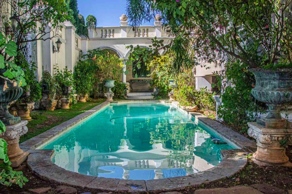 Guesthouse for sale in Muckleneuk - PT1588101 Guesthouse for sale in Muckleneuk - PT1588101