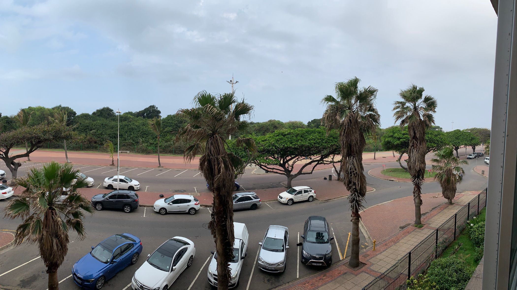 Bachelor apartment for sale in North Beach Durban - 1DA1589442