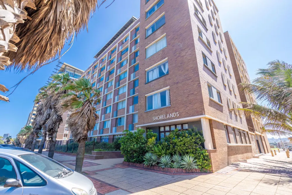 Apartment for sale in North Beach Durban - 1DA1589105 Apartment for sale in North Beach Durban - 1DA1589105