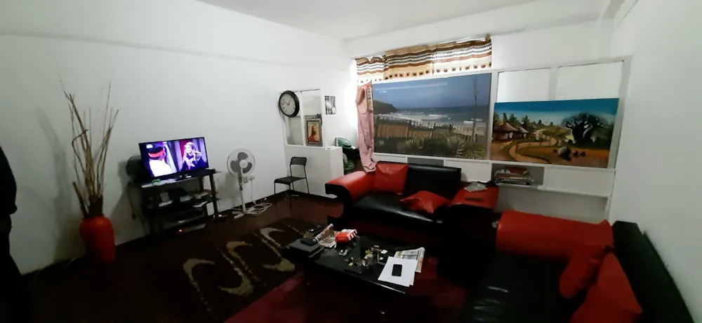 Bachelor apartment for sale in North Beach Durban - 1DA1589041 Bachelor apartment for sale in North Beach Durban - 1DA1589041