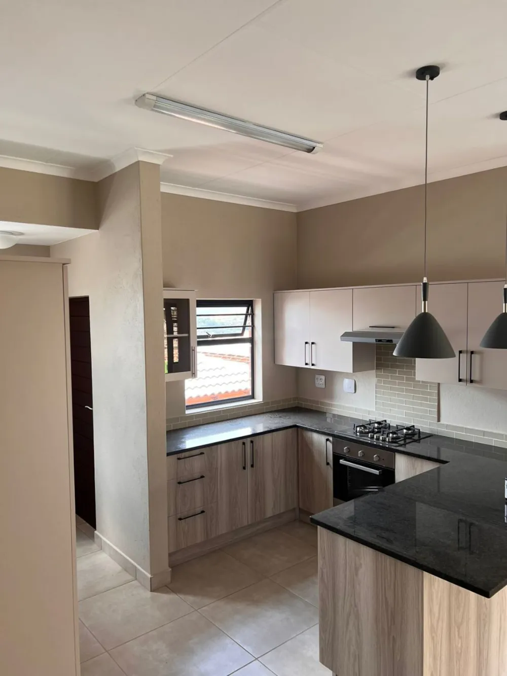 House let in Sonheuwel - 1NS1751967 House let in Sonheuwel - 1NS1751967