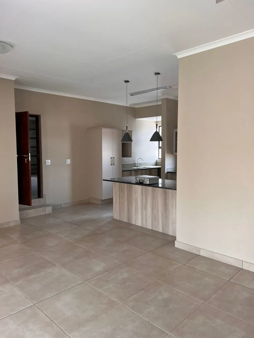 House let in Sonheuwel - 1NS1751967 House let in Sonheuwel - 1NS1751967